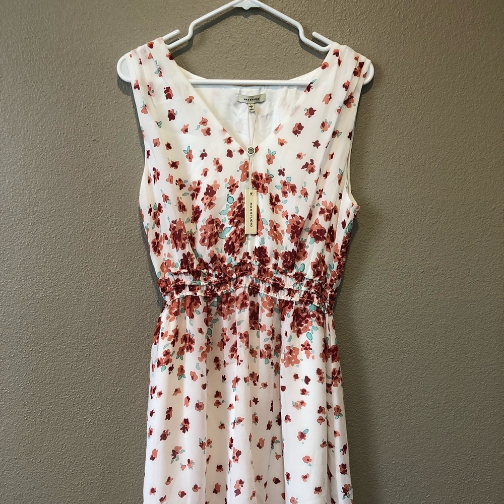 Max Studio size L summer dress